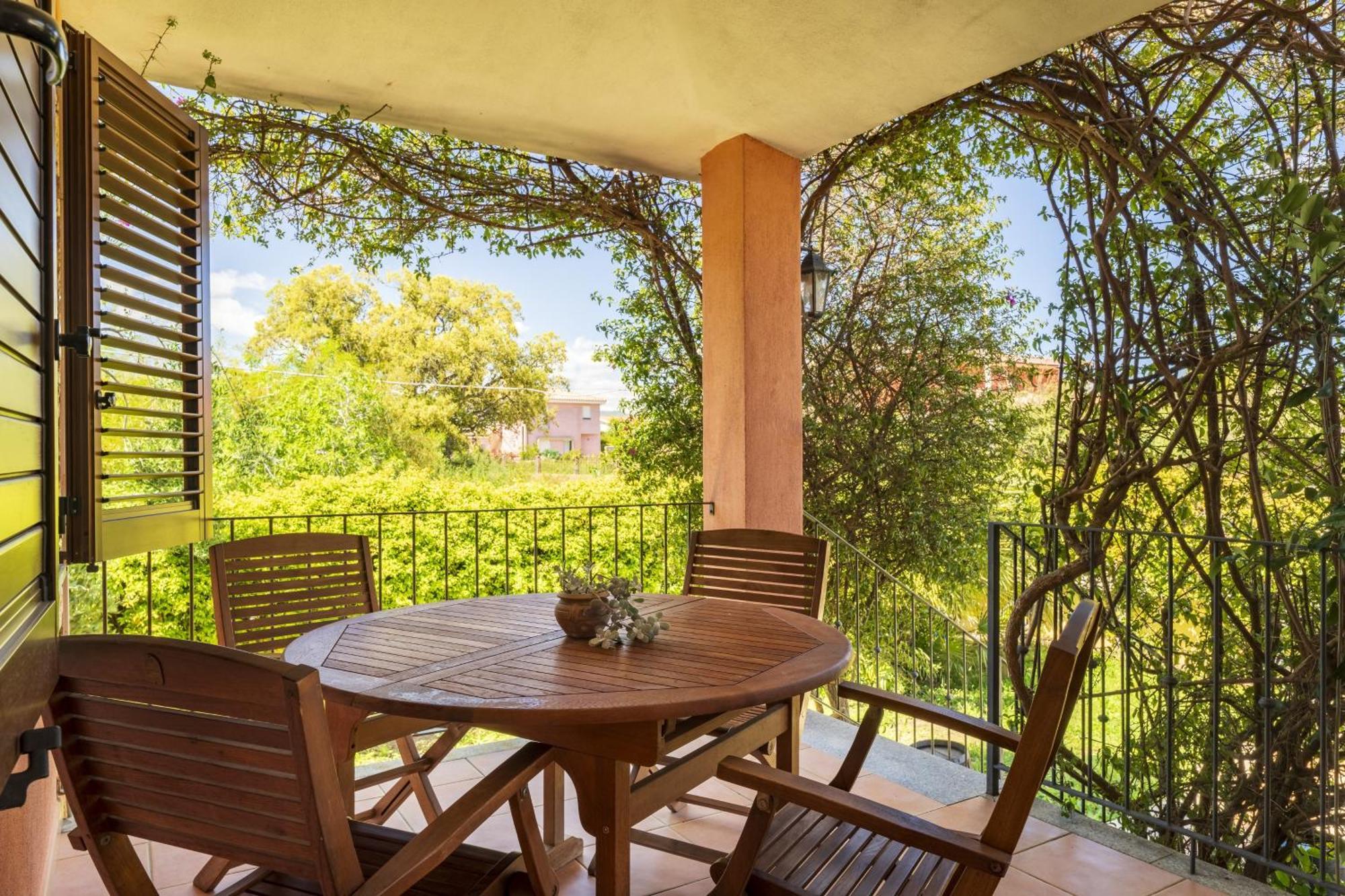 Casa Vacanze l'Olivastro al mare P Frailis Àrbatax Exterior foto