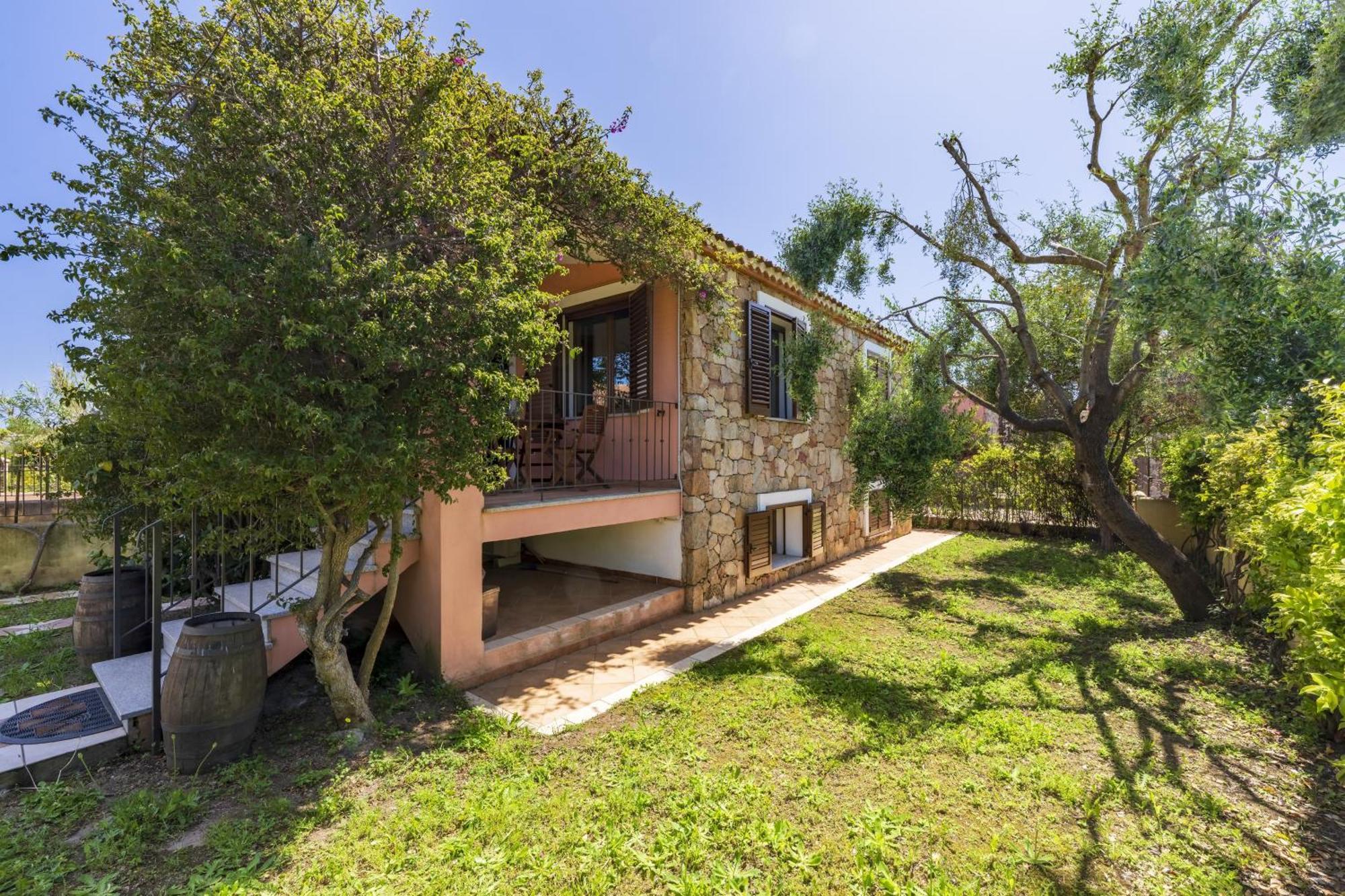 Casa Vacanze l'Olivastro al mare P Frailis Àrbatax Exterior foto